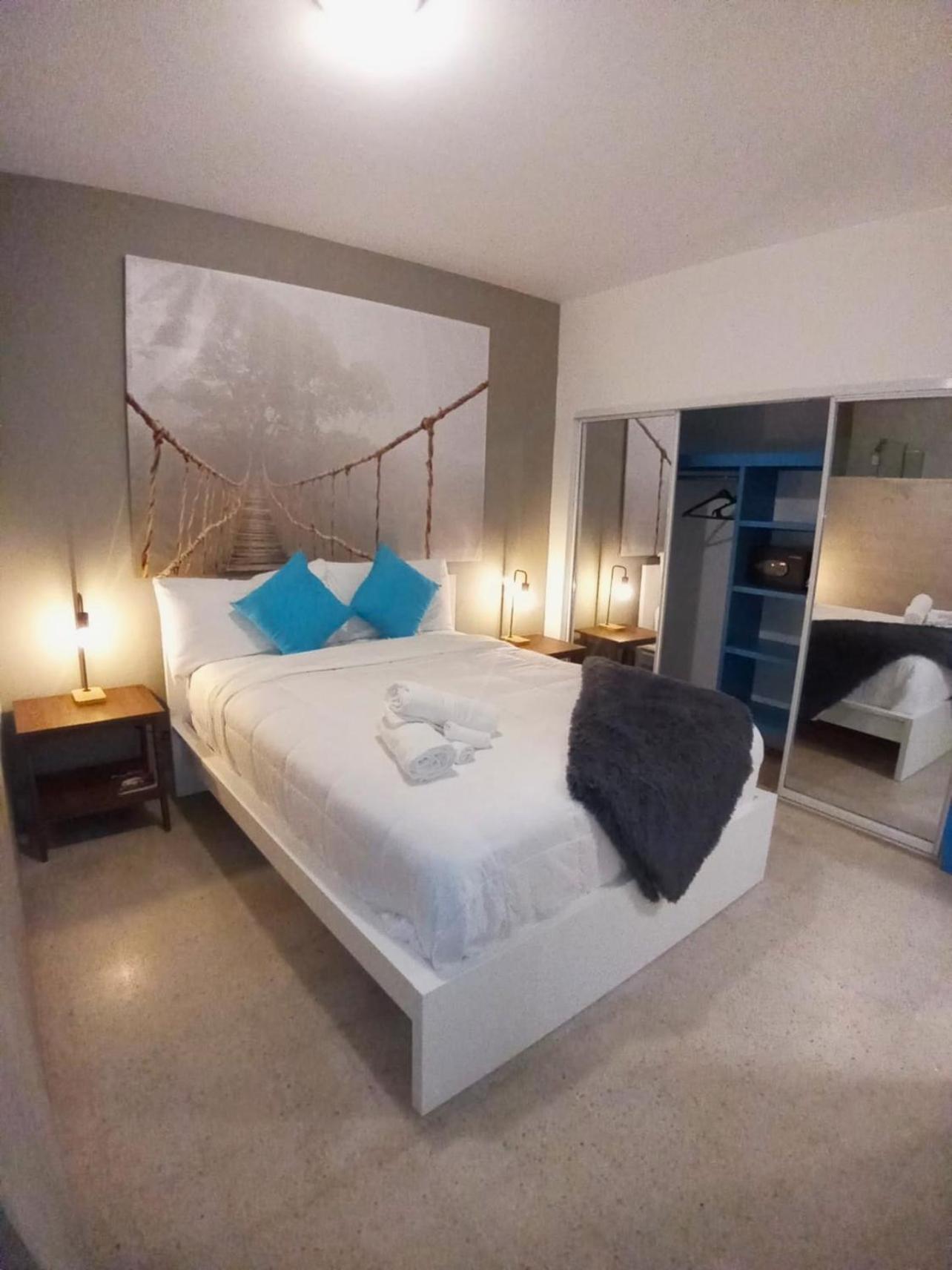 P4 Pr Rentals Condado Beach Guesthouse San Juan Eksteriør billede